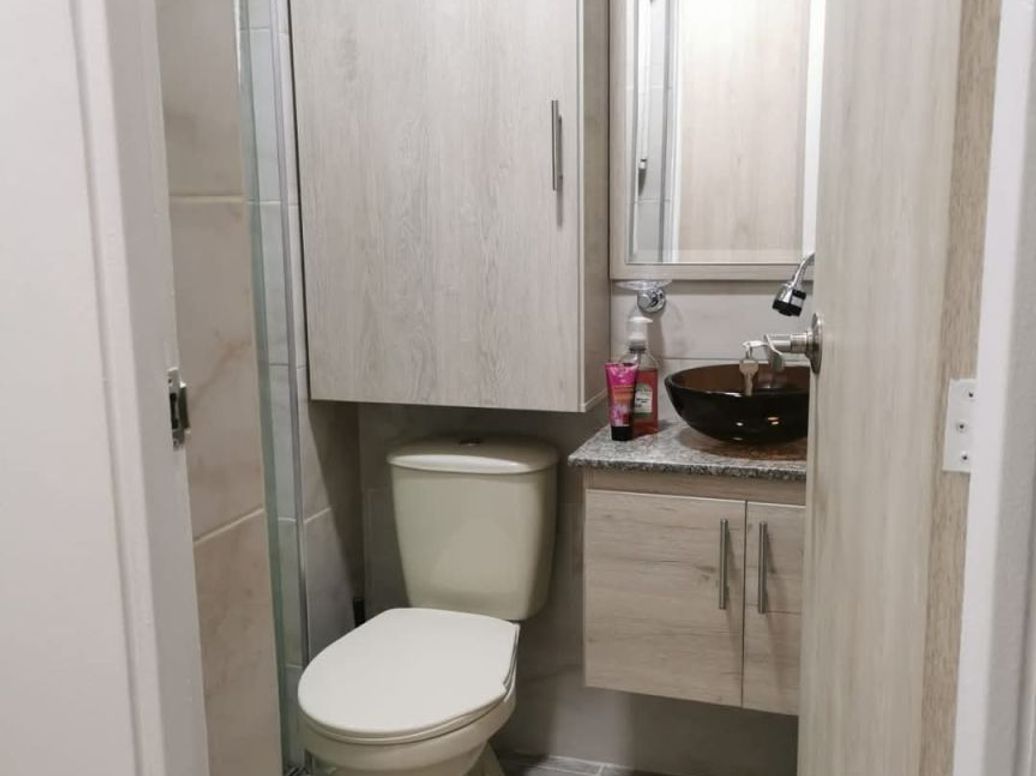 Apartamento de 3 alcobas en venta en Rafael Escamilla, Bogotá, 53 m² · foto 8 de 12