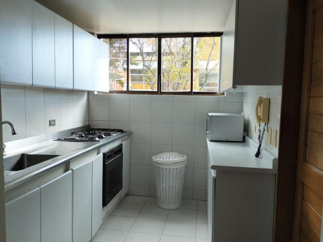 Apartamento de 3 alcobas en venta en Santa Bibiana, Bogotá, 145 m² · foto 6 de 20
