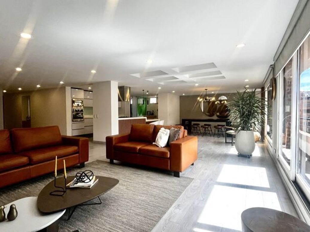 Apartamento de 3 alcobas en venta en Chico Norte Et. Iii, Bogotá, 225 m² · foto 5 de 20