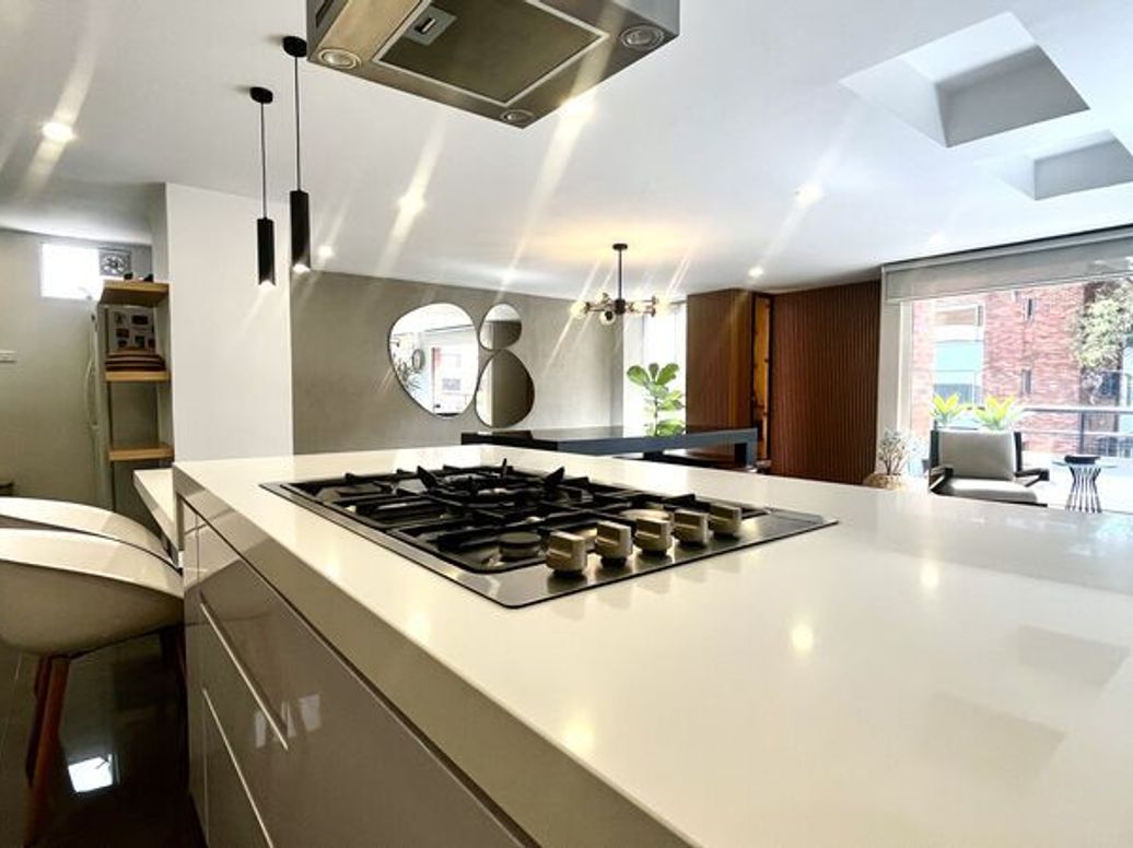 Apartamento de 3 alcobas en venta en Chico Norte Et. Iii, Bogotá, 225 m² · foto 7 de 20