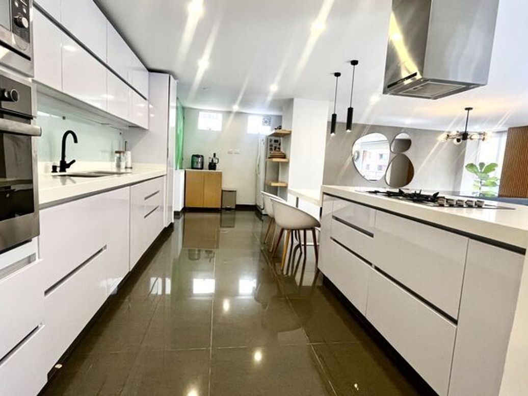 Apartamento de 3 alcobas en venta en Chico Norte Et. Iii, Bogotá, 225 m² · foto 16 de 20