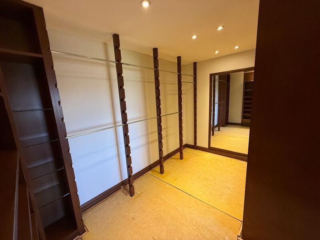 Apartamento de 4 alcobas en venta en Niza Suba, Bogotá, 347 m² · foto 3 de 10