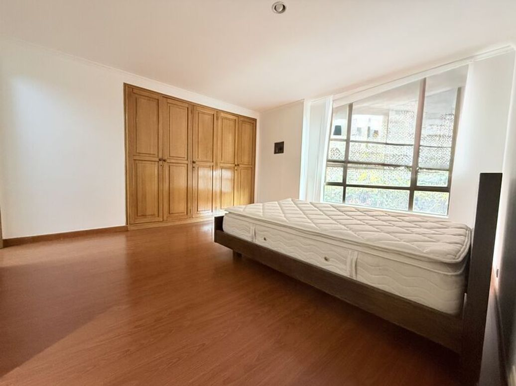 Apartamento de 3 alcobas en venta en Chicó Norte, Bogotá, 191 m² · foto 13 de 17