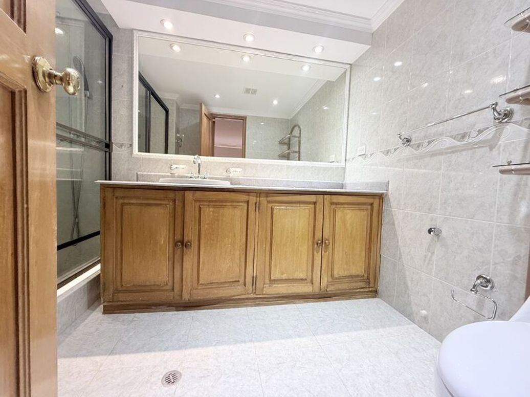 Apartamento de 3 alcobas en venta en Chicó Norte, Bogotá, 191 m² · foto 15 de 17