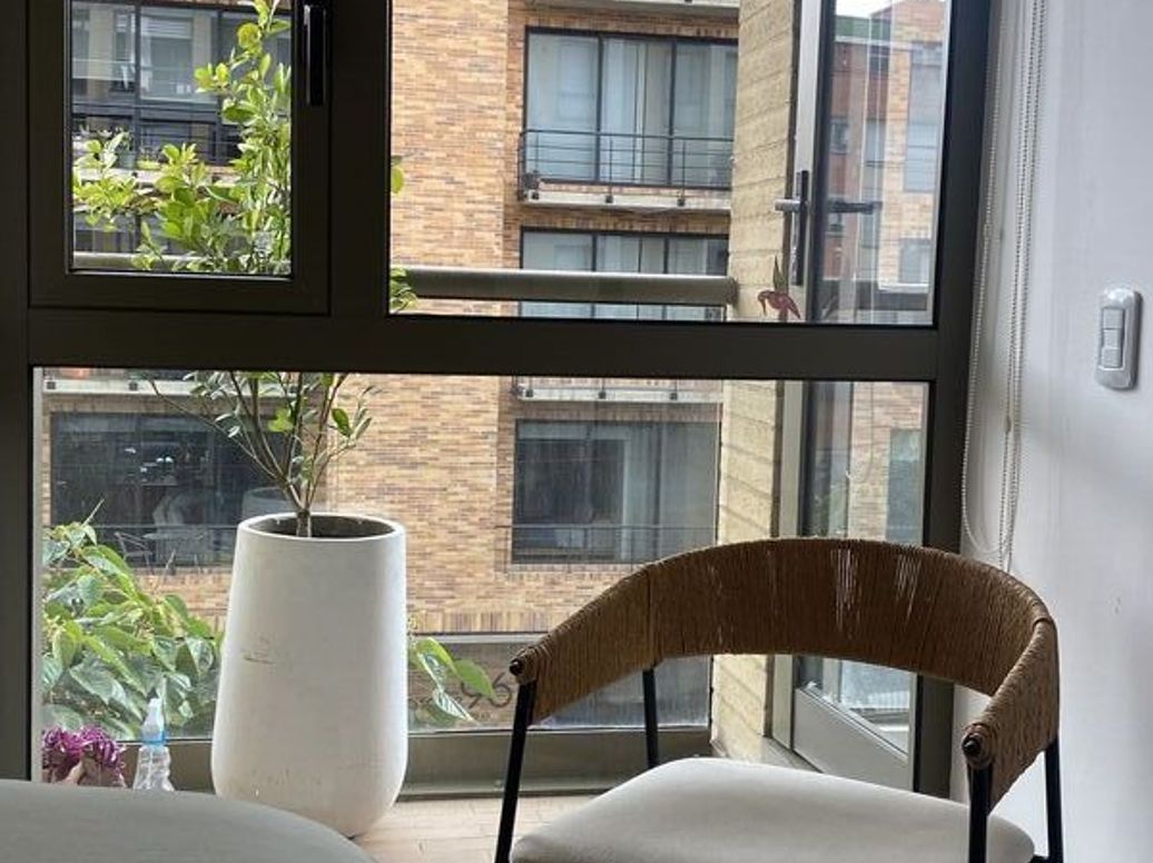 Apartamento de 1 alcoba en venta en Chico Norte Et. Iii, Bogotá, 43 m² · foto 3 de 20