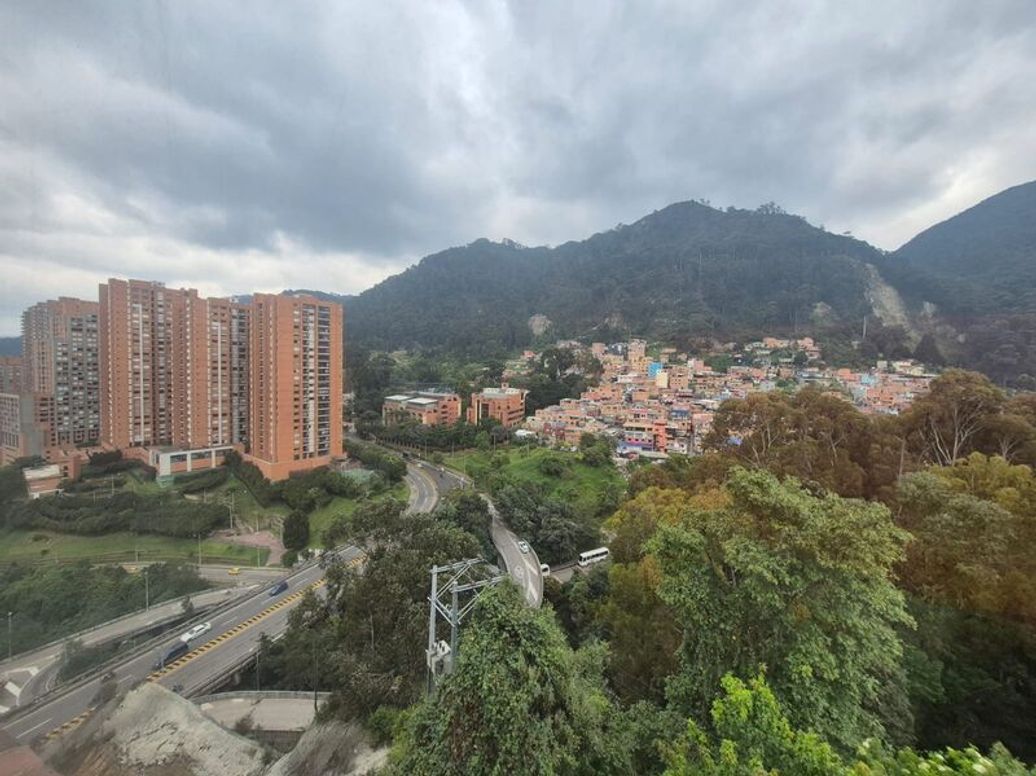 Apartamento de 4 alcobas en venta en María Cristina, Bogotá, 287 m² · foto 2 de 20