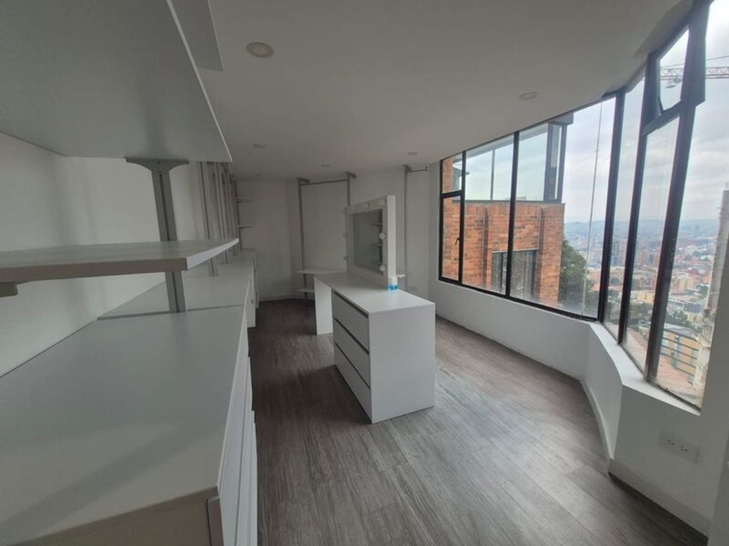 Apartamento de 4 alcobas en venta en María Cristina, Bogotá, 287 m² · foto 16 de 20