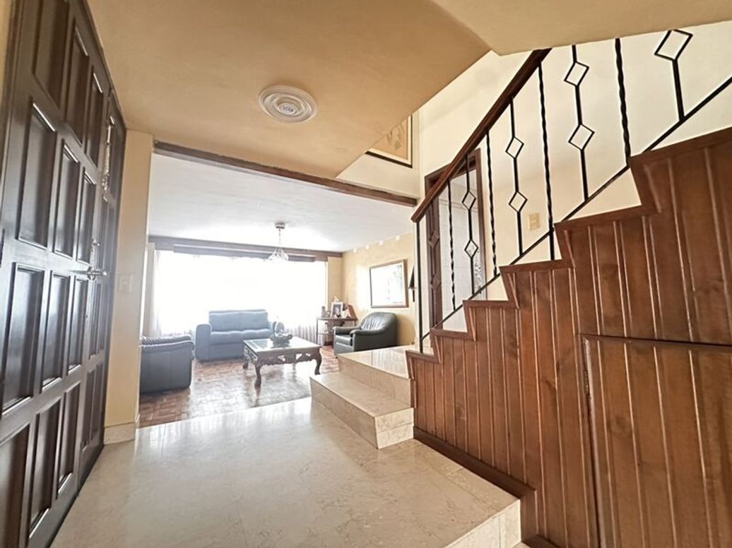 Casa de 3 alcobas en venta en San Patricio, Bogotá, 220 m² · foto 11 de 20