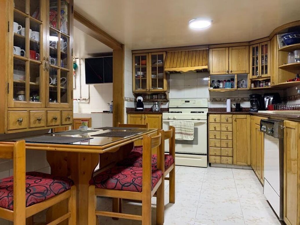 Casa de 3 alcobas en venta en San Patricio, Bogotá, 220 m² · foto 10 de 20