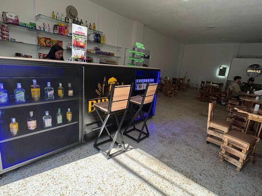 Casa de 8 alcobas en venta en Tibabita, Bogotá, 432 m² · foto 2 de 20