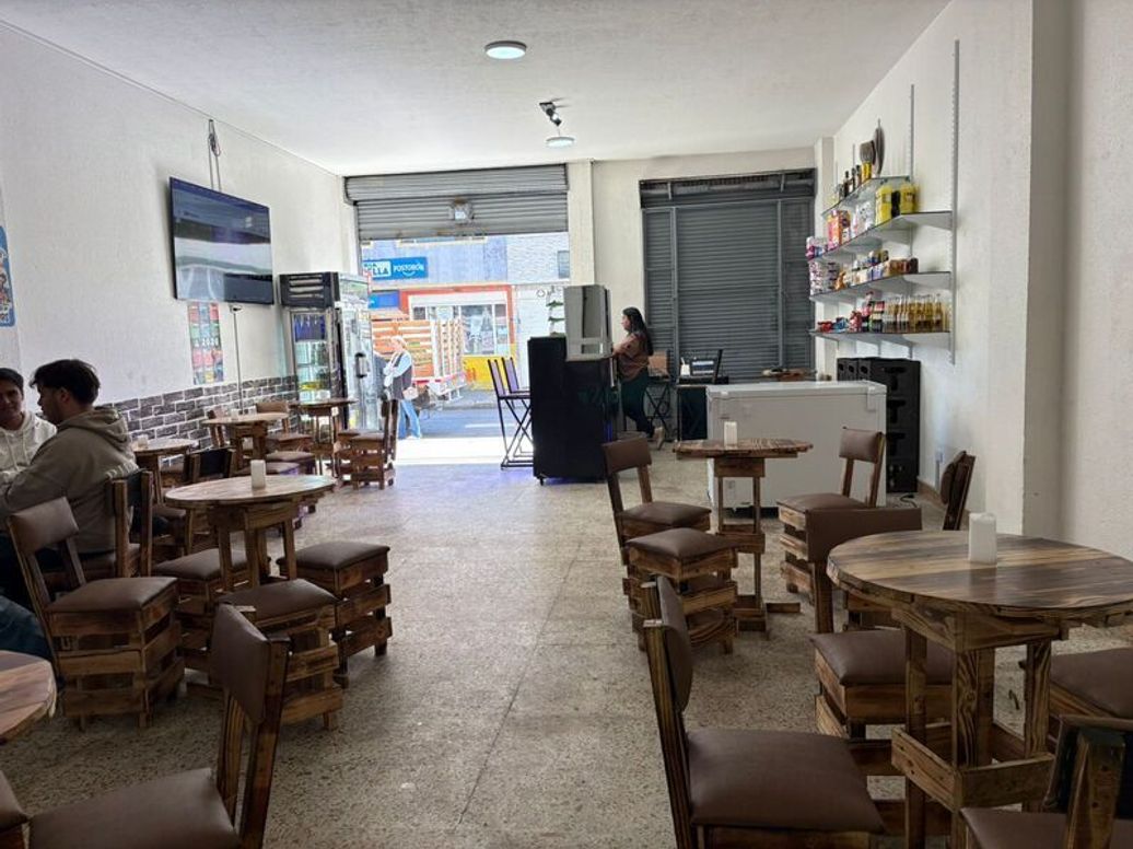 Casa de 8 alcobas en venta en Tibabita, Bogotá, 432 m² · foto 3 de 20