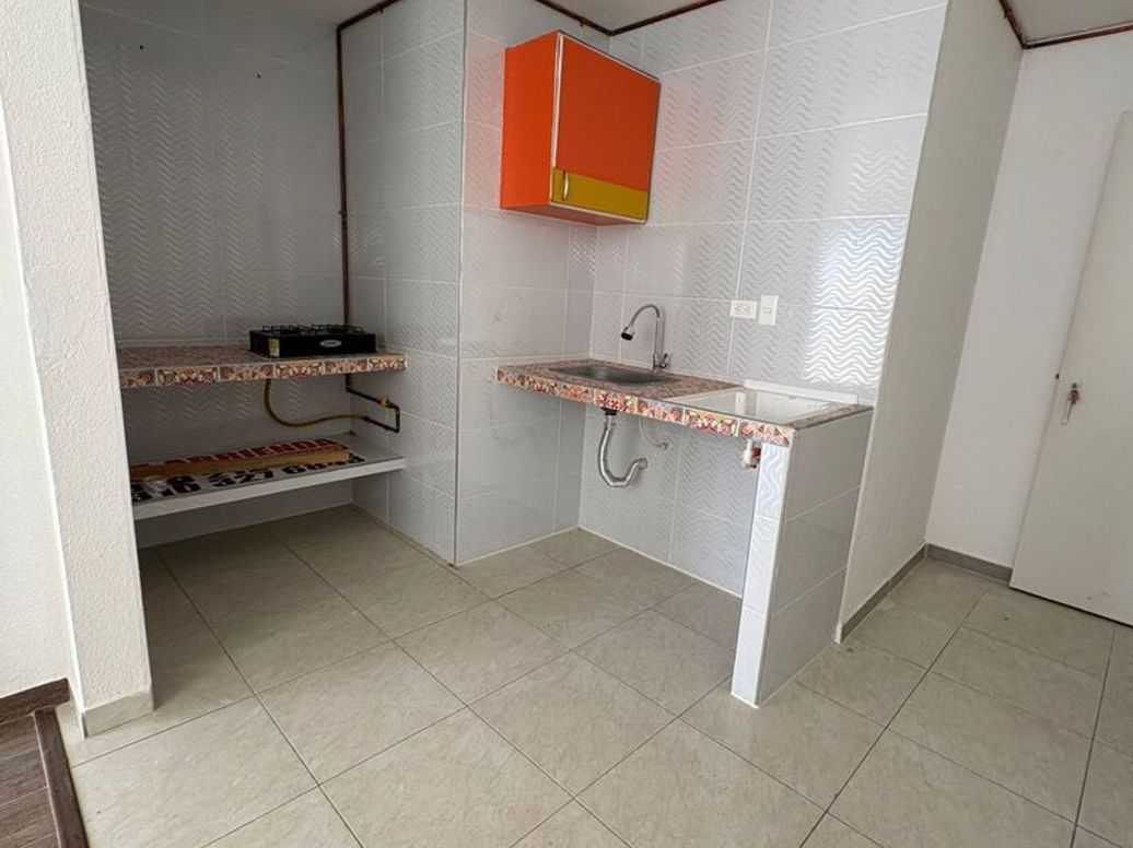 Casa de 8 alcobas en venta en Tibabita, Bogotá, 432 m² · foto 17 de 20