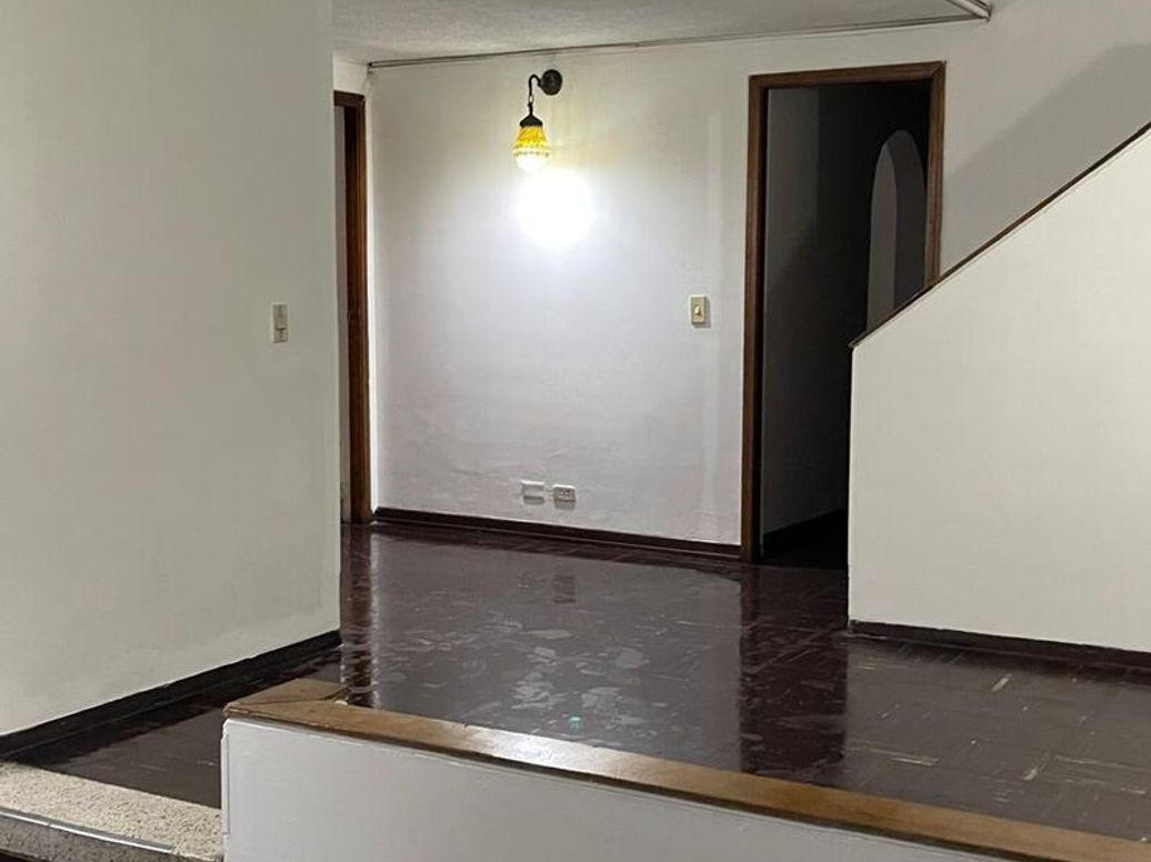 Casa de 5 alcobas en venta en Mandalay Et. Ii, Bogotá, 250 m² · foto 5 de 20