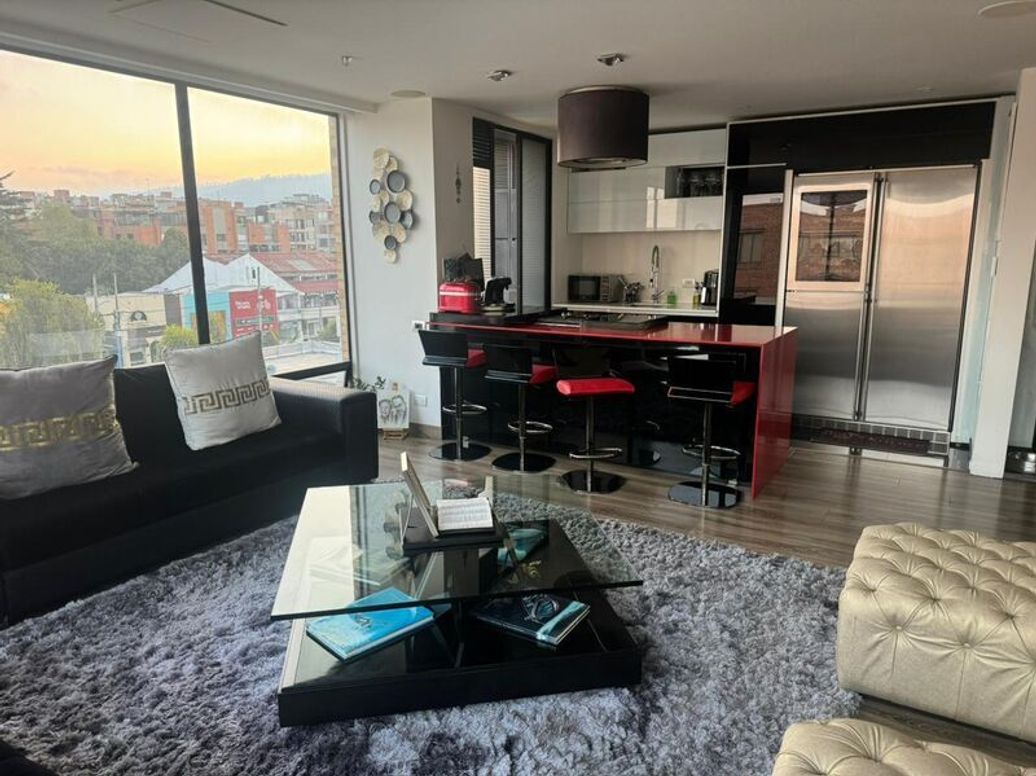 Apartamento de 2 alcobas en venta en Santa Barbara Occidental, Bogotá, 110 m² · foto 4 de 20