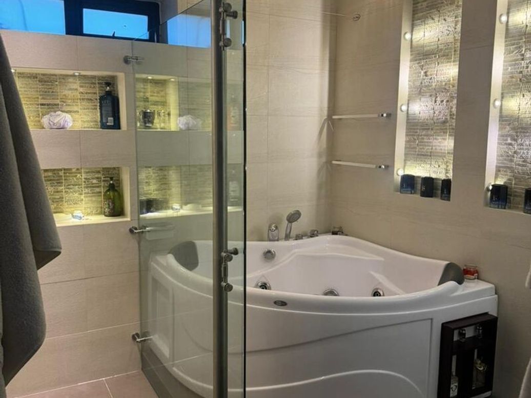 Apartamento de 2 alcobas en venta en Santa Barbara Occidental, Bogotá, 110 m² · foto 14 de 20