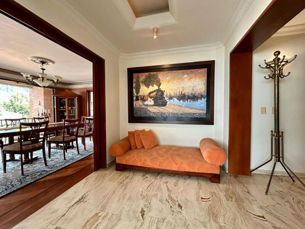 Apartamento de 4 alcobas en venta en El Refugio, Bogotá, 288 m² · foto 6 de 20