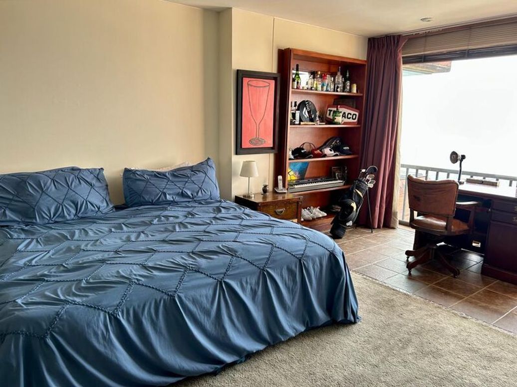 Apartamento de 4 alcobas en venta en El Refugio, Bogotá, 288 m² · foto 19 de 20