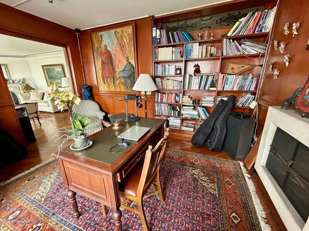 Apartamento de 4 alcobas en venta en El Refugio, Bogotá, 288 m² · foto 16 de 20
