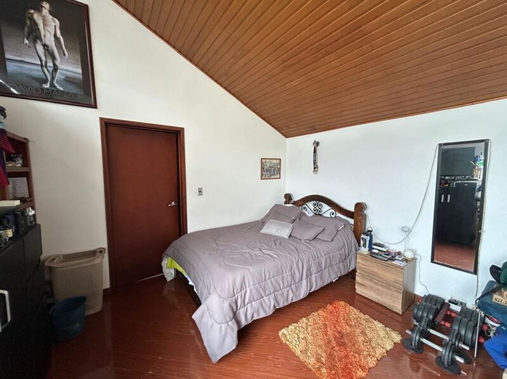 Casa de 4 alcobas en venta en Julio Flórez, Bogotá, 265 m² · foto 15 de 20