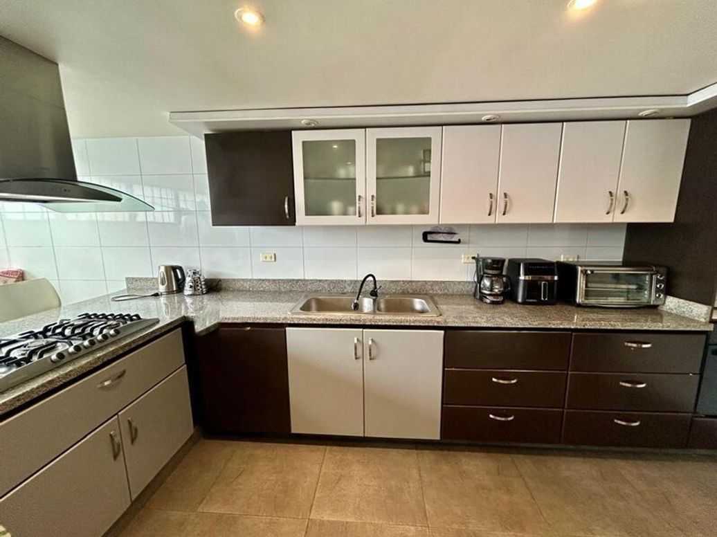 Casa de 4 alcobas en venta en Julio Flórez, Bogotá, 265 m² · foto 5 de 20
