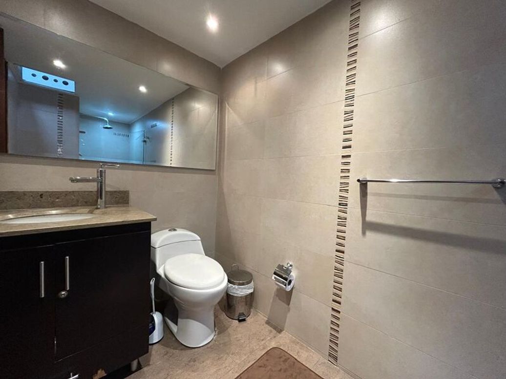 Casa de 4 alcobas en venta en Julio Flórez, Bogotá, 265 m² · foto 8 de 20