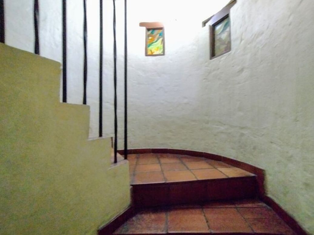 Casa de 3 alcobas en venta en Santa Barbara Central, Bogotá, 291 m² · foto 8 de 20