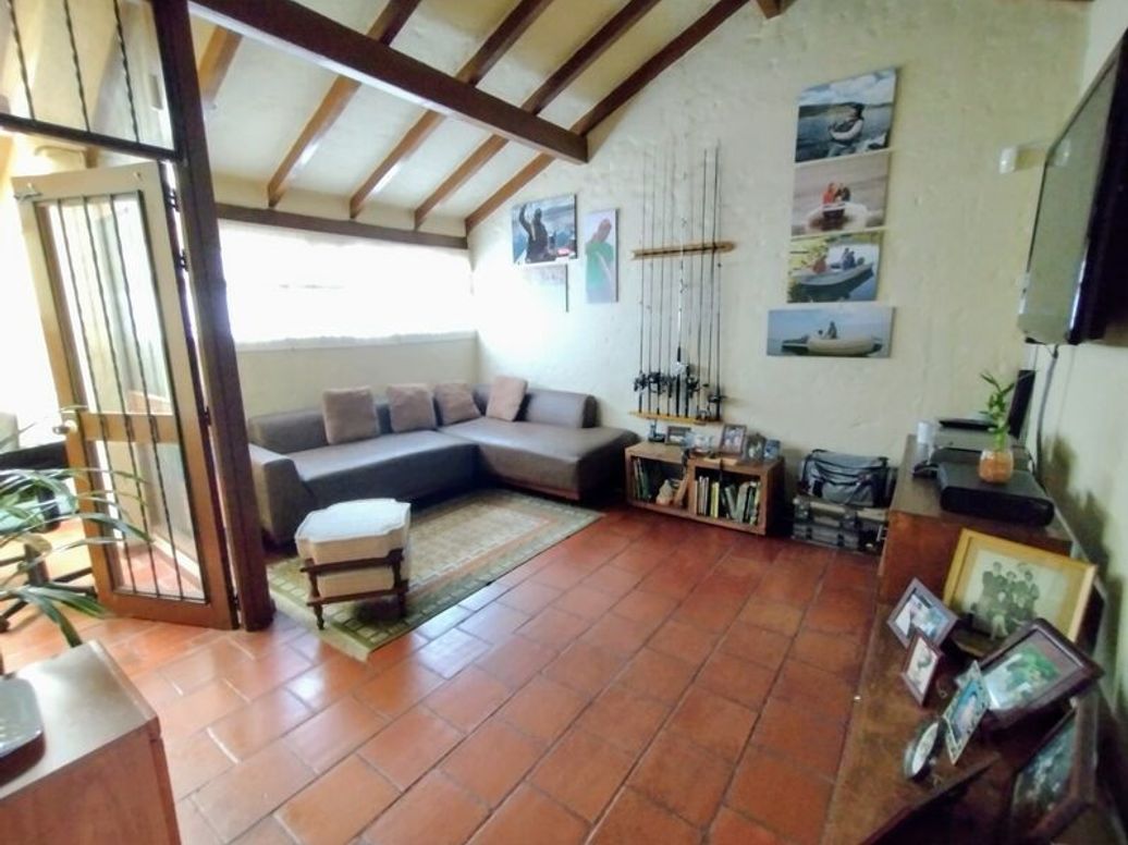 Casa de 3 alcobas en venta en Santa Barbara Central, Bogotá, 291 m² · foto 10 de 20