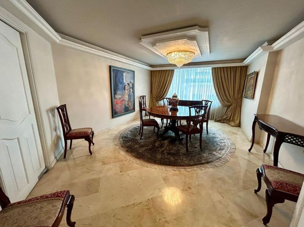 Apartamento de 5 alcobas en venta en Santa Barbara Occidental, Bogotá, 475 m² · foto 7 de 20