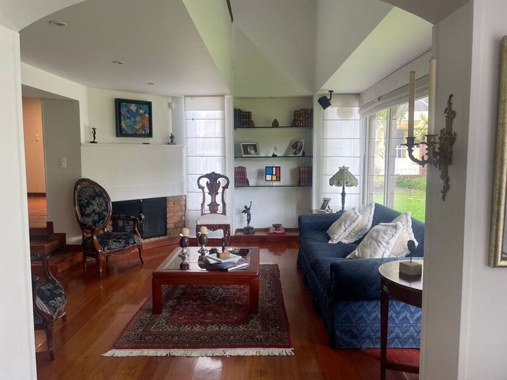 Casa de 4 alcobas en venta en Santa Ana Occidental, Bogotá, 212 m² · foto 18 de 20