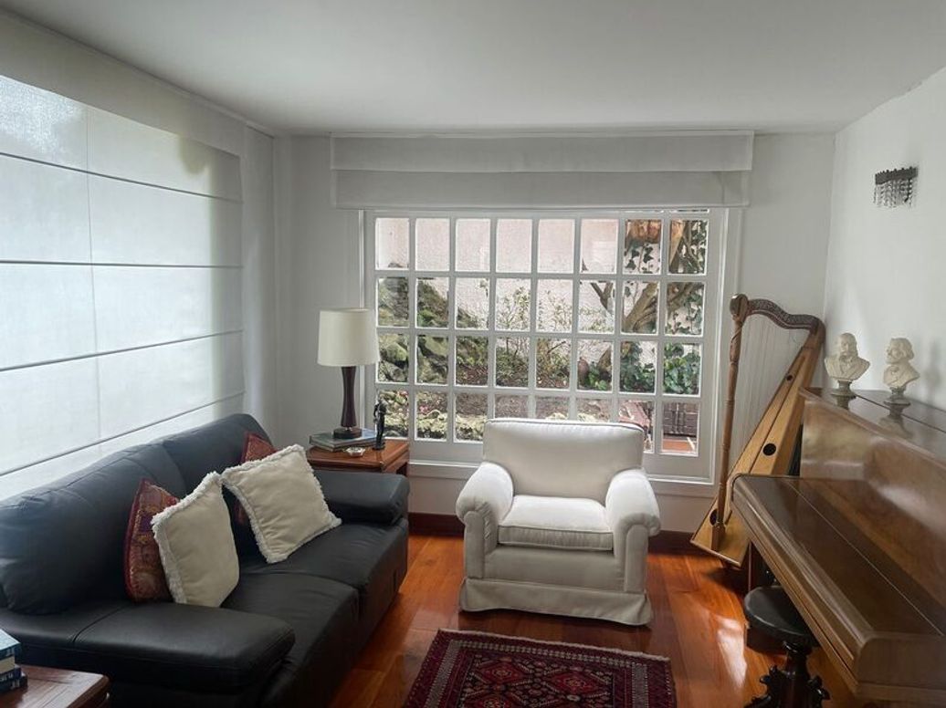 Casa de 4 alcobas en venta en Santa Ana Occidental, Bogotá, 212 m² · foto 12 de 20