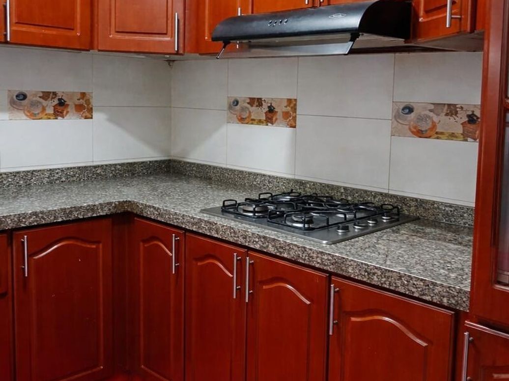 Casa de 6 alcobas en venta en Simón Bolívar, Bogotá, 120 m² · foto 5 de 14