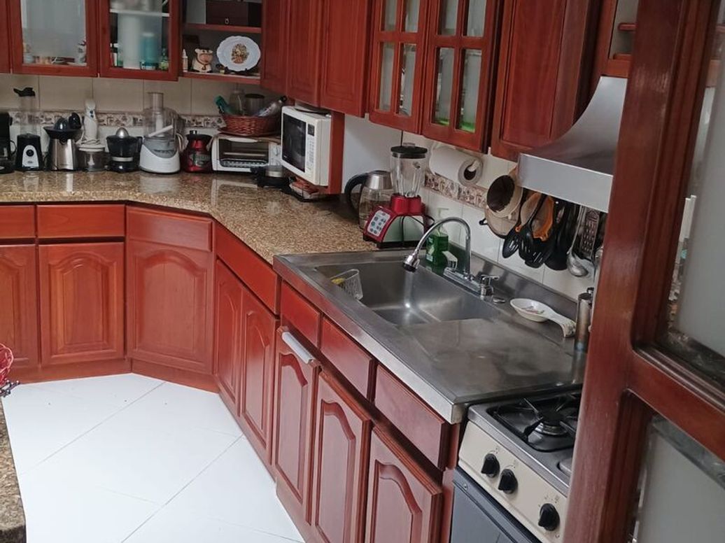 Casa de 3 alcobas en venta en San Luis, Bogotá, 260 m² · foto 11 de 20