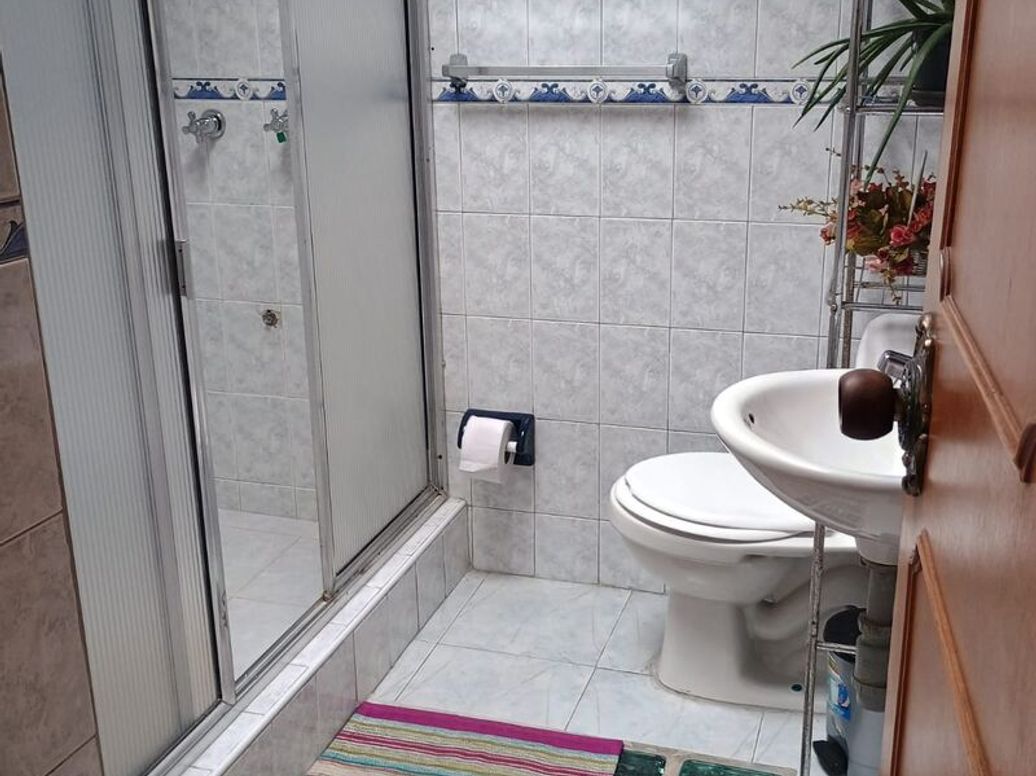 Casa de 3 alcobas en venta en San Luis, Bogotá, 260 m² · foto 18 de 20
