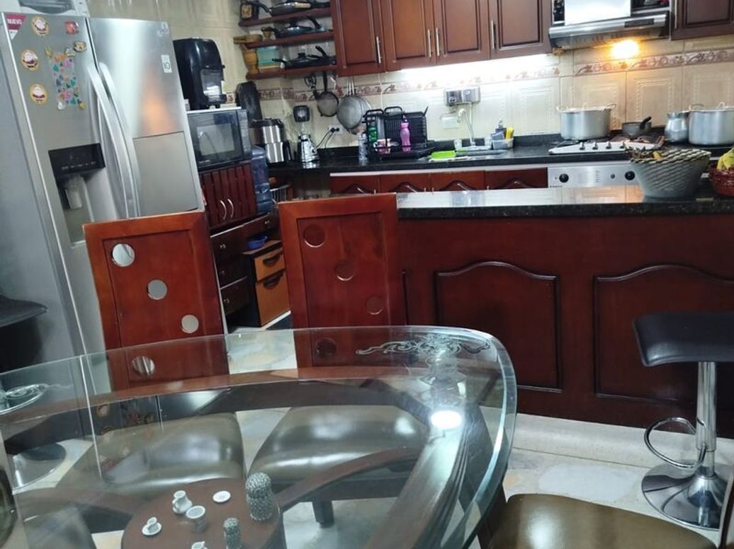 Casa de 3 alcobas en venta en La Isabela, Bogotá, 170 m² · foto 8 de 11