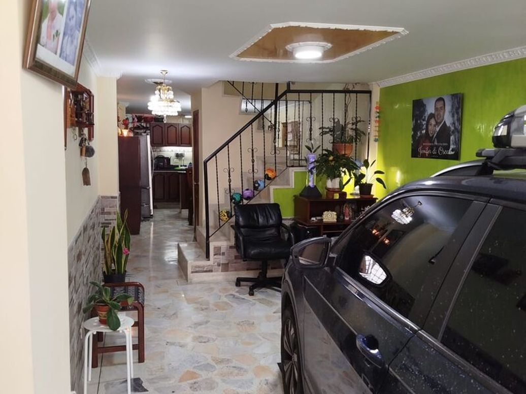 Casa de 3 alcobas en venta en La Isabela, Bogotá, 170 m² · foto 10 de 11