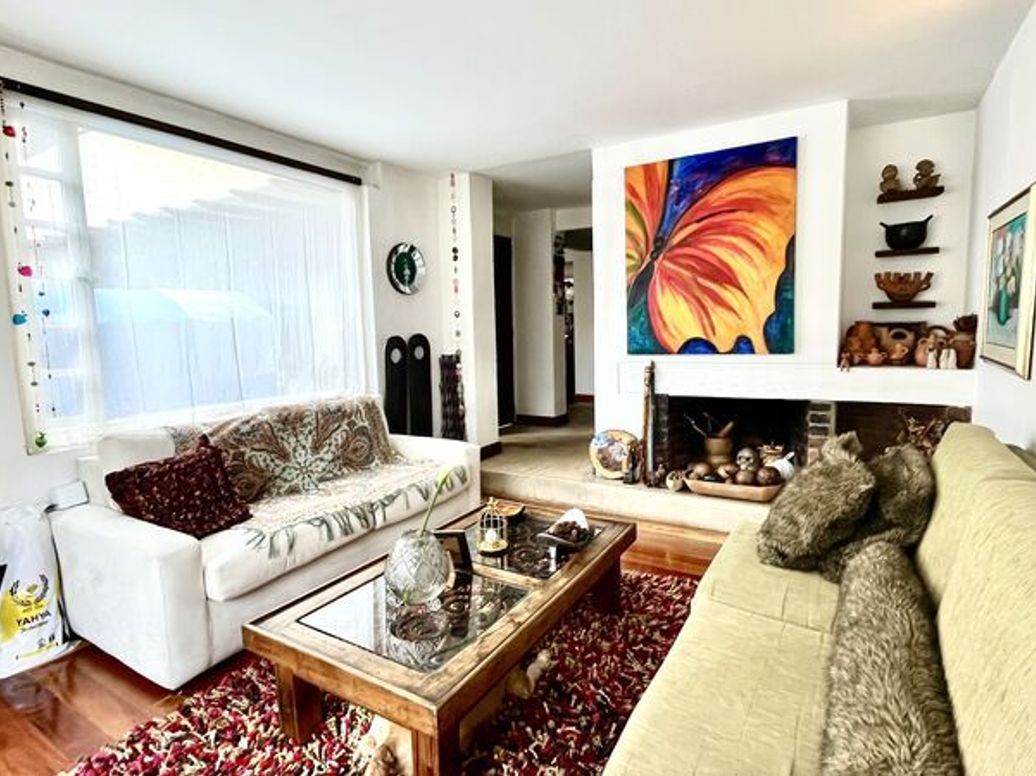 Casa de 4 alcobas en venta en Cedro Salazar, Bogotá, 220 m² · foto 4 de 20