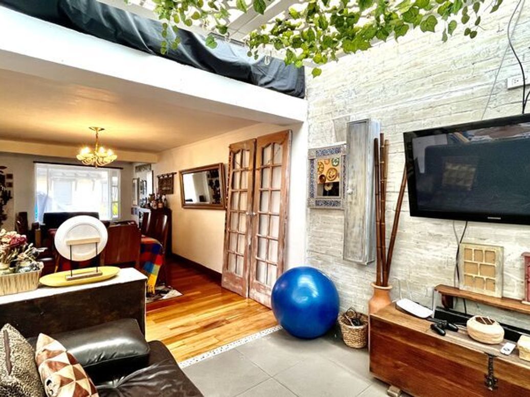 Casa de 4 alcobas en venta en Cedro Salazar, Bogotá, 220 m² · foto 11 de 20
