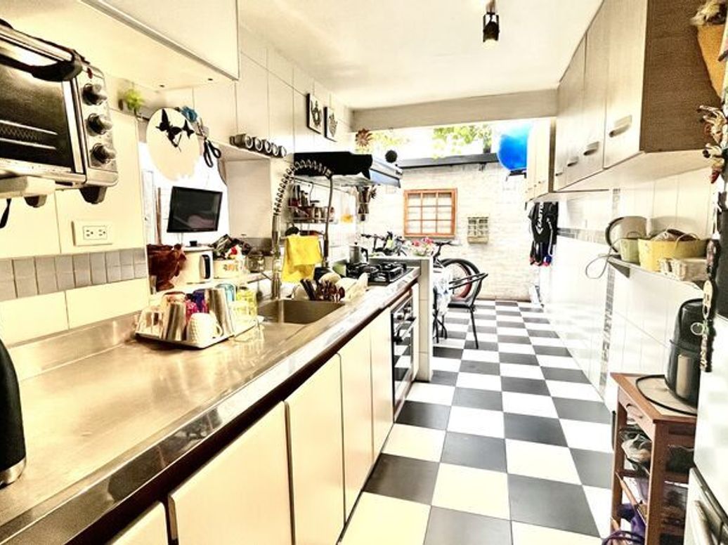 Casa de 4 alcobas en venta en Cedro Salazar, Bogotá, 220 m² · foto 15 de 20