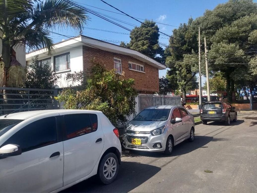 Casa de 3 alcobas en venta en Polo Club, Bogotá, 234 m² · foto 15 de 20