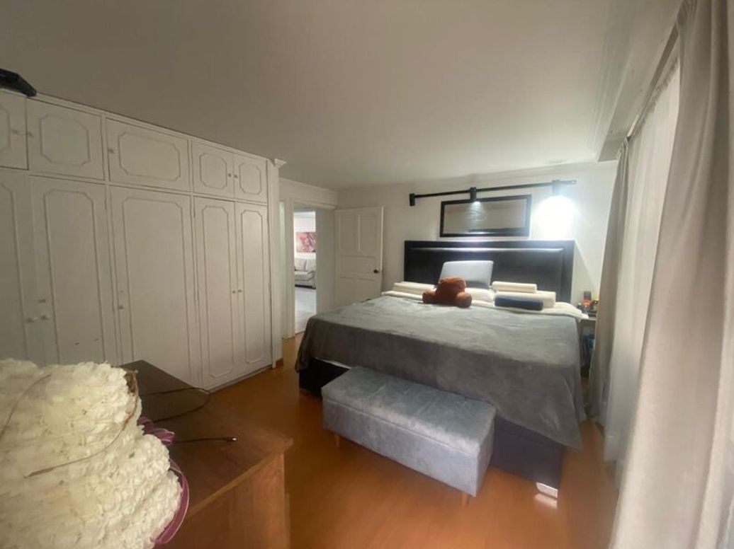 Apartamento de 3 alcobas en venta en Santa Barbara Occidental, Bogotá, 115 m² · foto 9 de 19