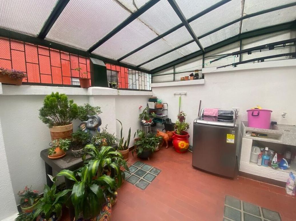 Apartamento de 3 alcobas en venta en Santa Barbara Occidental, Bogotá, 115 m² · foto 15 de 19