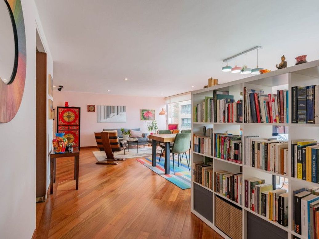 Apartamento de 2 alcobas en venta en Los Rosales, Bogotá, 116 m² · foto 7 de 19
