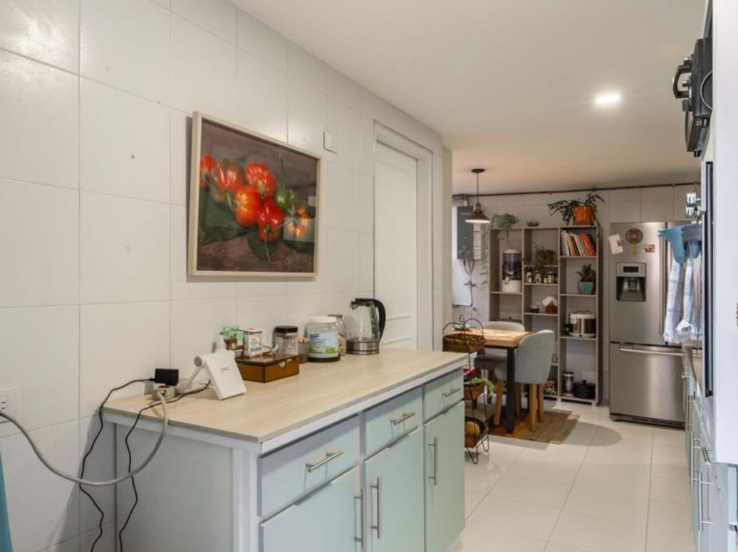 Apartamento de 2 alcobas en venta en Los Rosales, Bogotá, 116 m² · foto 9 de 19
