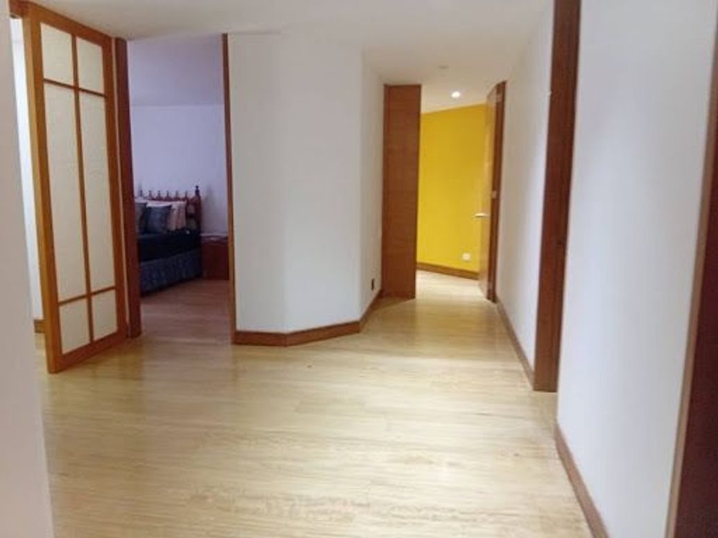 Apartamento de 3 alcobas en venta en Santa Ana, Bogotá, 246 m² · foto 3 de 15