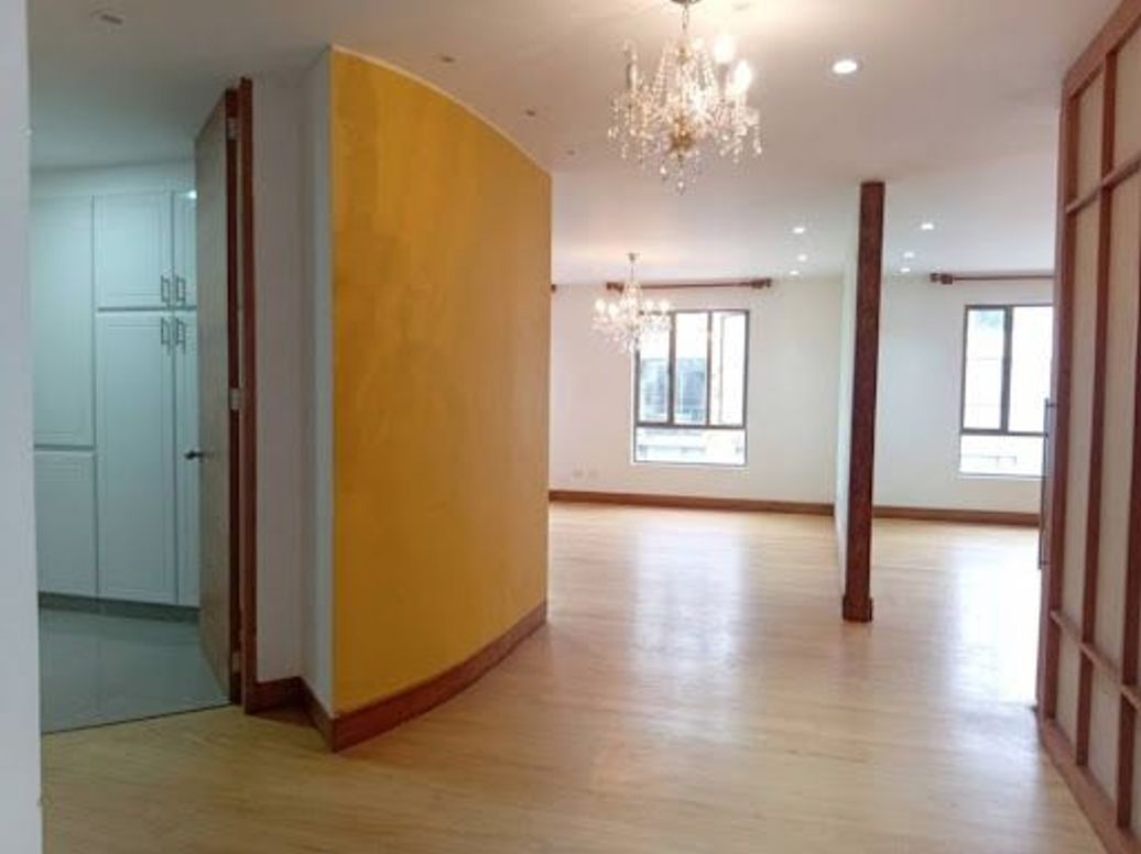 Apartamento de 3 alcobas en venta en Santa Ana, Bogotá, 246 m² · foto 4 de 15