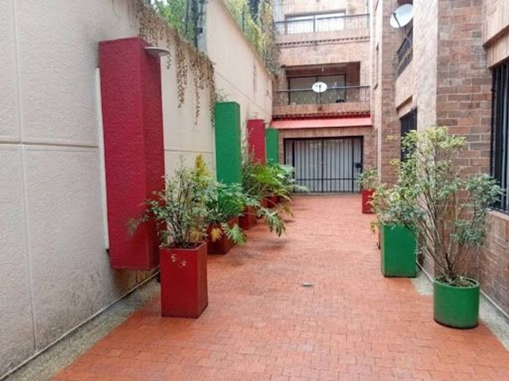 Apartamento de 3 alcobas en venta en Santa Ana, Bogotá, 246 m² · foto 15 de 15