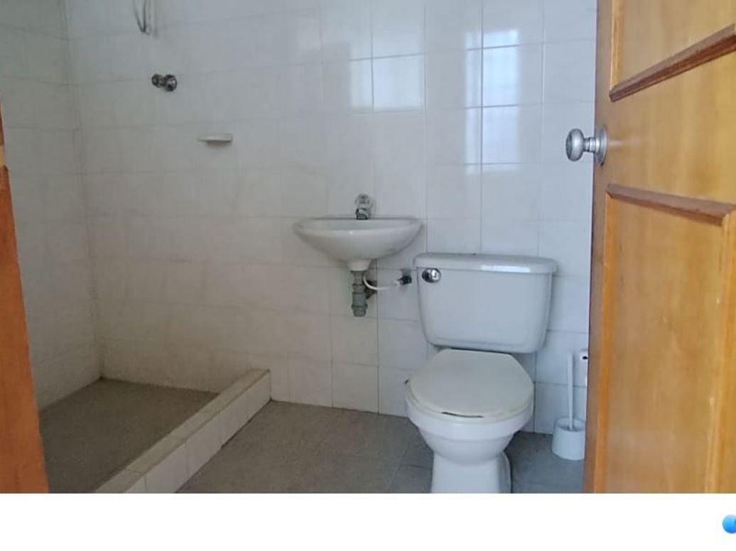 Casa de 9 alcobas en venta en Rincón De Suba, Bogotá, 300 m² · foto 5 de 8