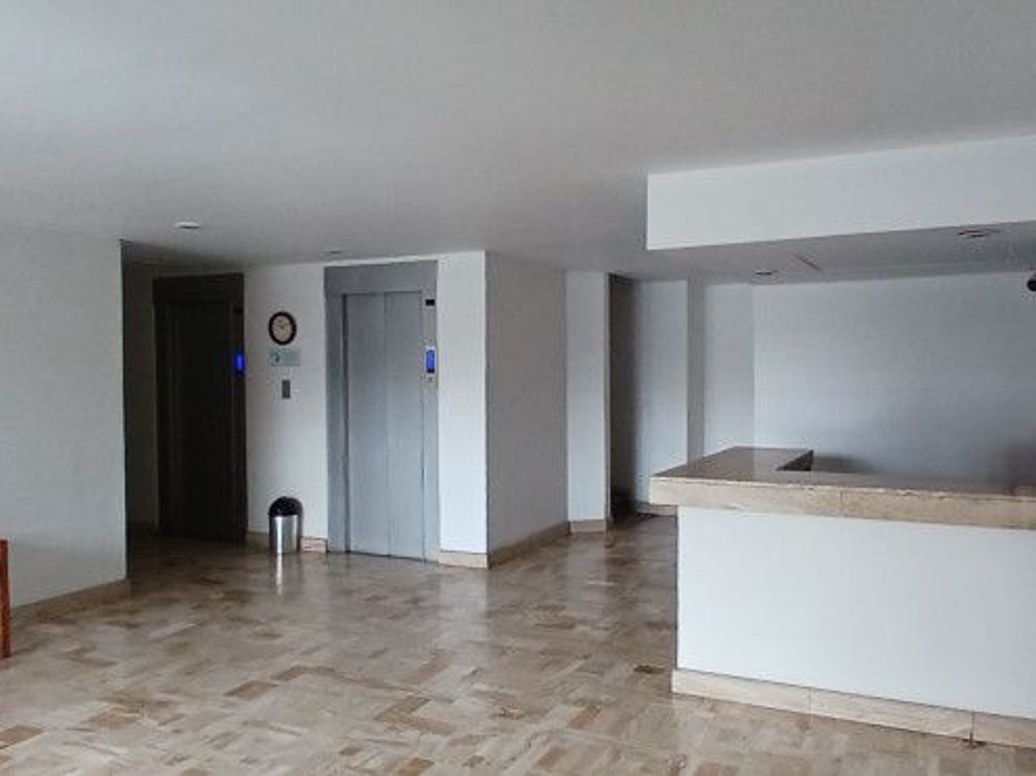 Apartamento de 4 alcobas en venta en Santa Bibiana, Bogotá, 192 m² · foto 3 de 20