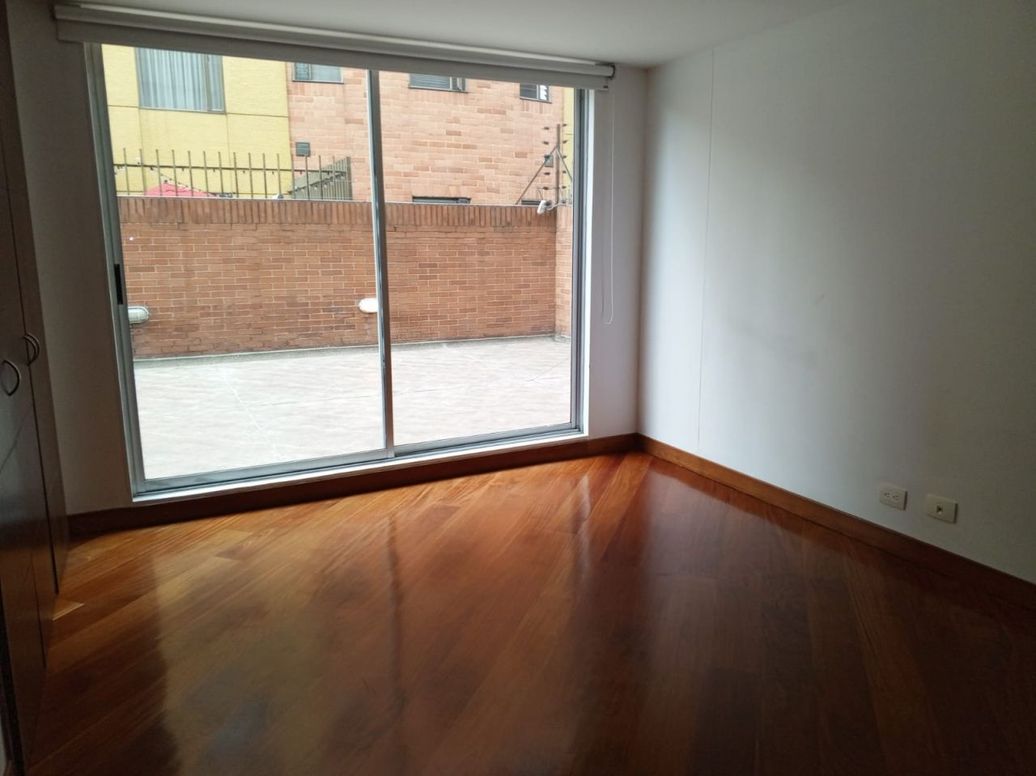 Apartamento de 4 alcobas en venta en Molinos Norte, Bogotá, 210 m² · foto 18 de 20