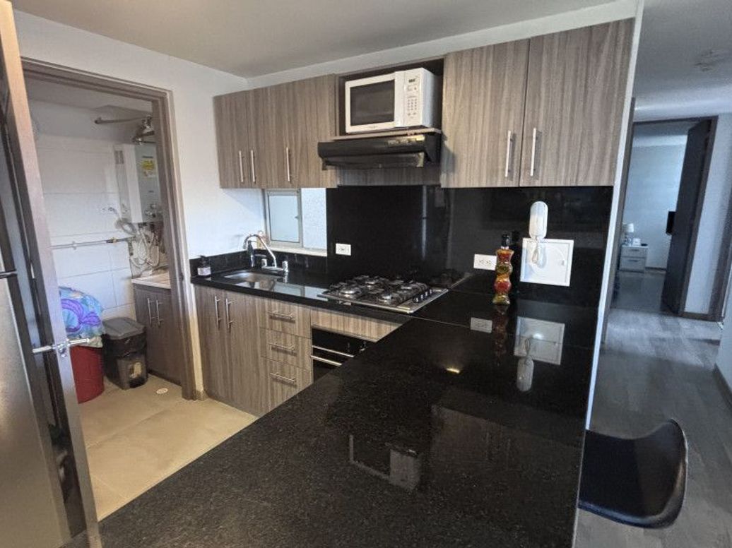 Apartamento de 3 alcobas en venta en Campo Alegre, Bogotá, 85 m² · foto 16 de 20